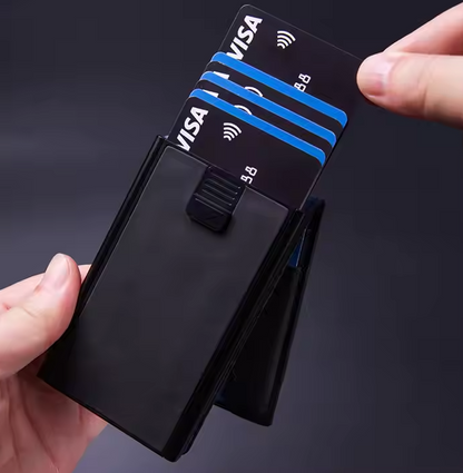 UrbanSeal™ Billetera de cuero con cierre magnético